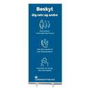 Blåt banner med ikoner og tekst: Hold afstand, vask hænder, host i ærme. "Beskyt dig selv og andre."
